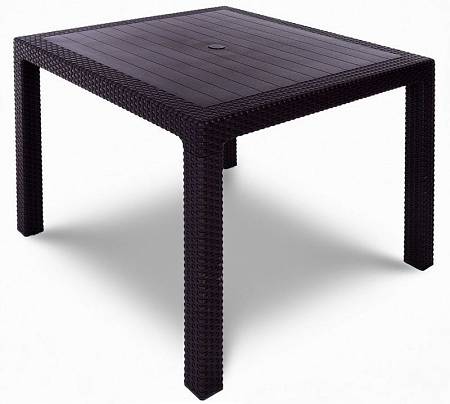 Стол обеденный квадратный TWEET Quatro Table, коричневый Стол обеденный квадратный TWEET Quatro Table, коричневый