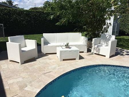 Диван двухместный NEBRASKA Sofa 2, белый Диван двухместный NEBRASKA Sofa 2, белый